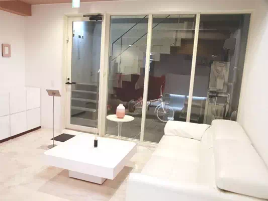 チャットレディJP六本木 TLI店の店舗写真2